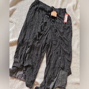 🥳BRAND NEW!! Kori America Striped Front Pants in black